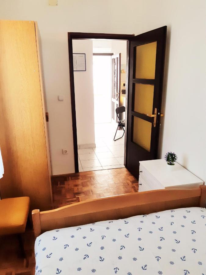 Dalmatino Apartmani วีร์ ภายนอก รูปภาพ